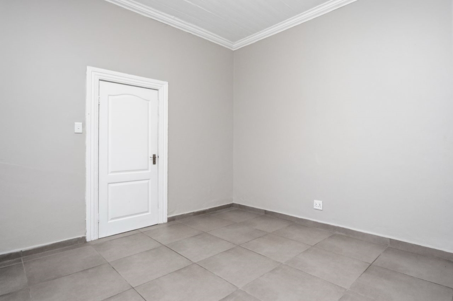 To Let 2 Bedroom Property for Rent in Salt River Western Cape